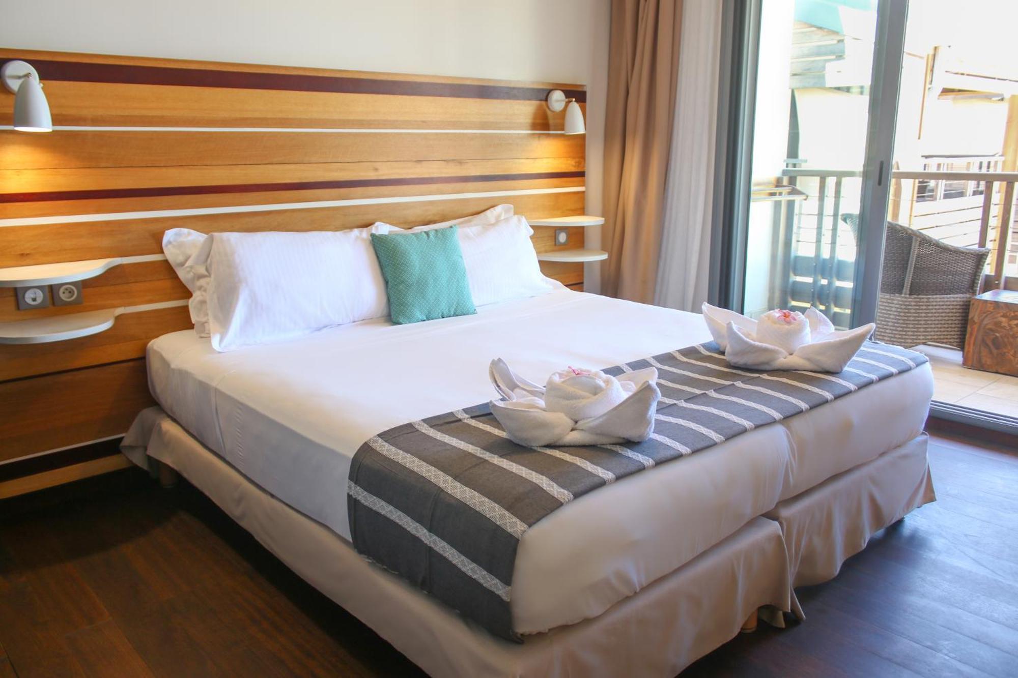 Le Battant Des Lames Hotel Saint Pierre Bagian luar foto